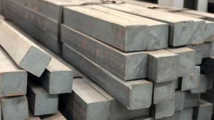 HOT ROLLED SQUARE STEEL BAR